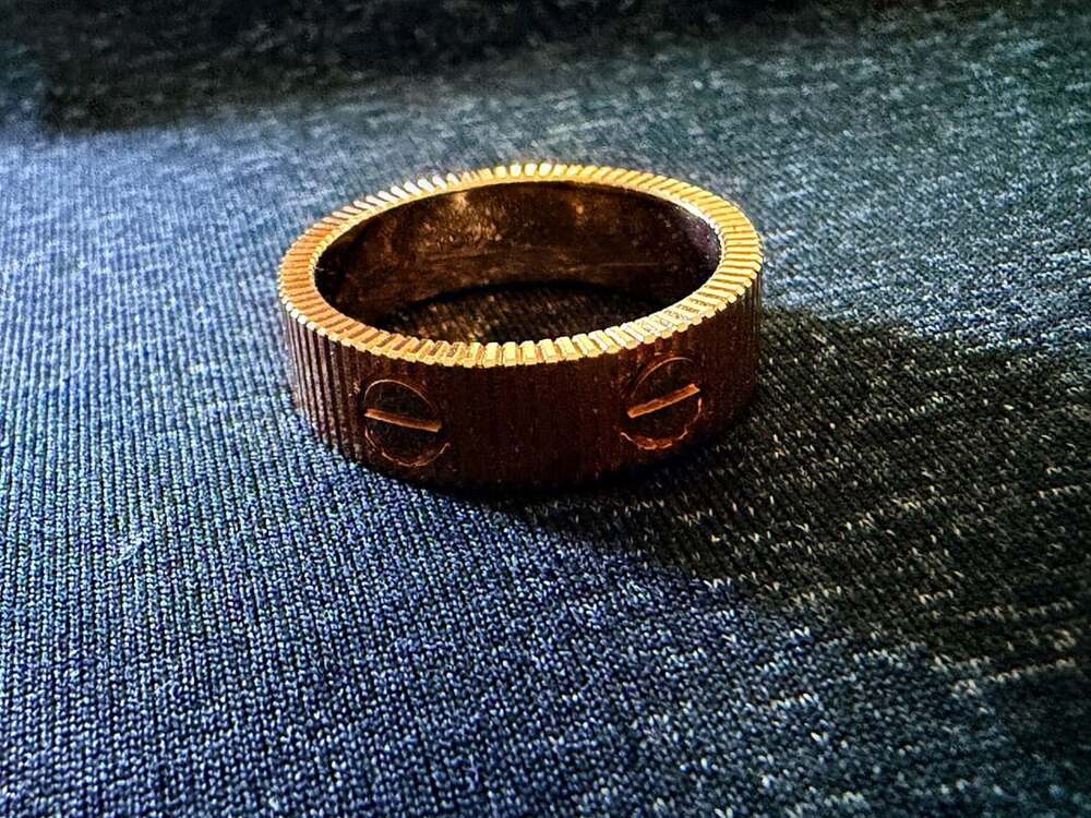 18K Rose Gold Men’s Ring S 11. Brand New
